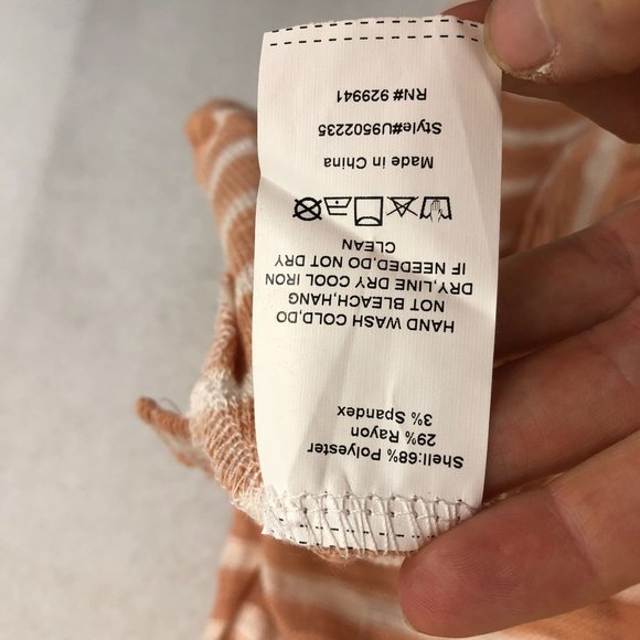 Weekend Suzanne Betro NWT Women's Plus Size 1X Coral White Ruffle Sleeve Tunic - Picture 9 of 10